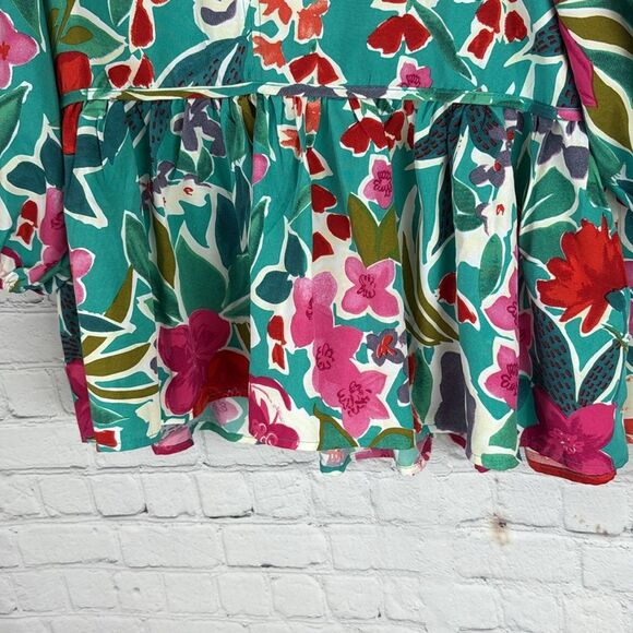 Umgee Vibrant Floral Blouse - Green and Red Small - Picture 8 of 9